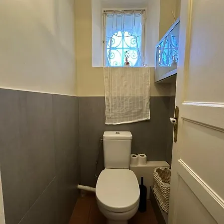 C025 Toscane Bel Bourgeois *