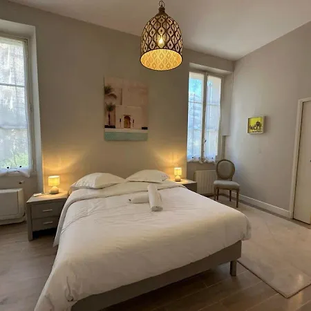 C025 Toscane Bel Bourgeois * קאן