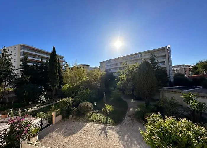 C025 Toscane Bel Bourgeois Apartamento