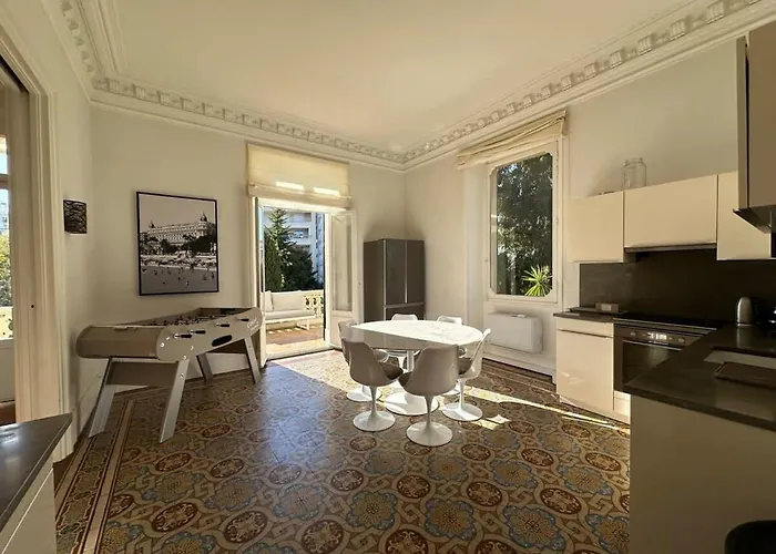 C025 Toscane Bel Bourgeois * Cannes