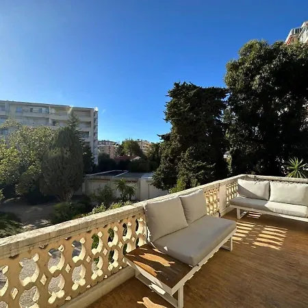 C025 Toscane Bel Bourgeois * Cannes